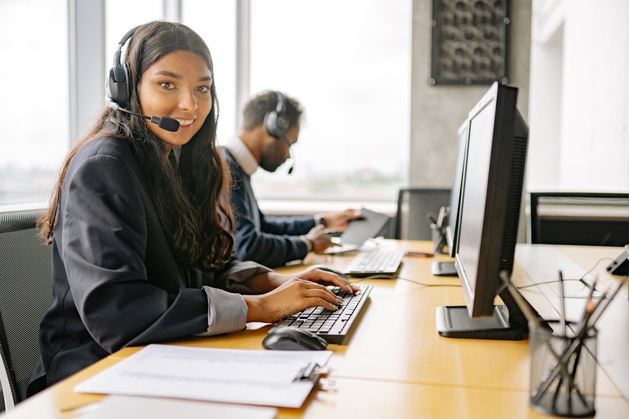Customer support agent with headset